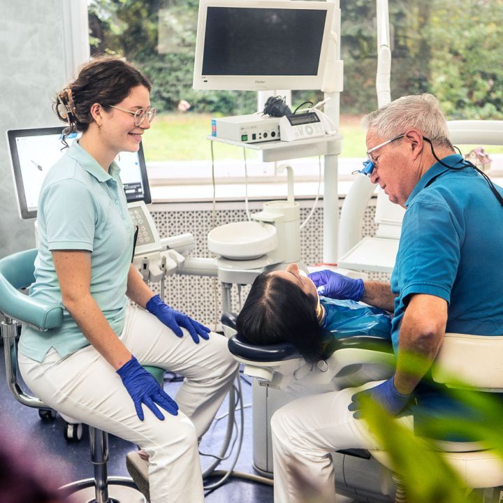 Metallfreie Zahnmedizin in der Praxis Zahnarzt Nizar Kassem